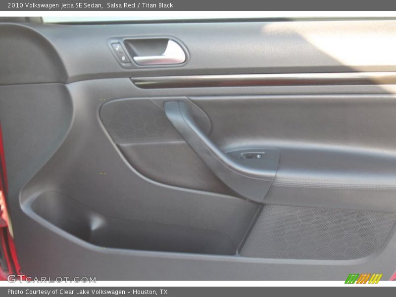 Salsa Red / Titan Black 2010 Volkswagen Jetta SE Sedan