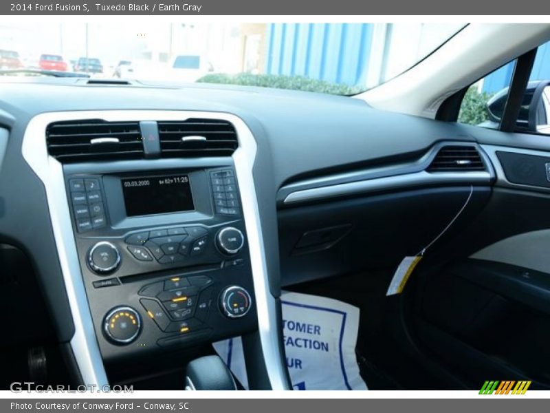 Tuxedo Black / Earth Gray 2014 Ford Fusion S