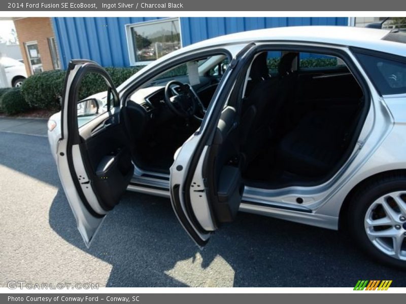 Ingot Silver / Charcoal Black 2014 Ford Fusion SE EcoBoost