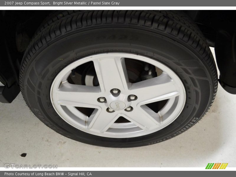 Bright Silver Metallic / Pastel Slate Gray 2007 Jeep Compass Sport
