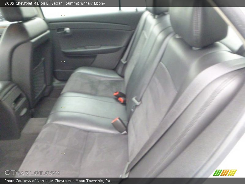 Summit White / Ebony 2009 Chevrolet Malibu LT Sedan
