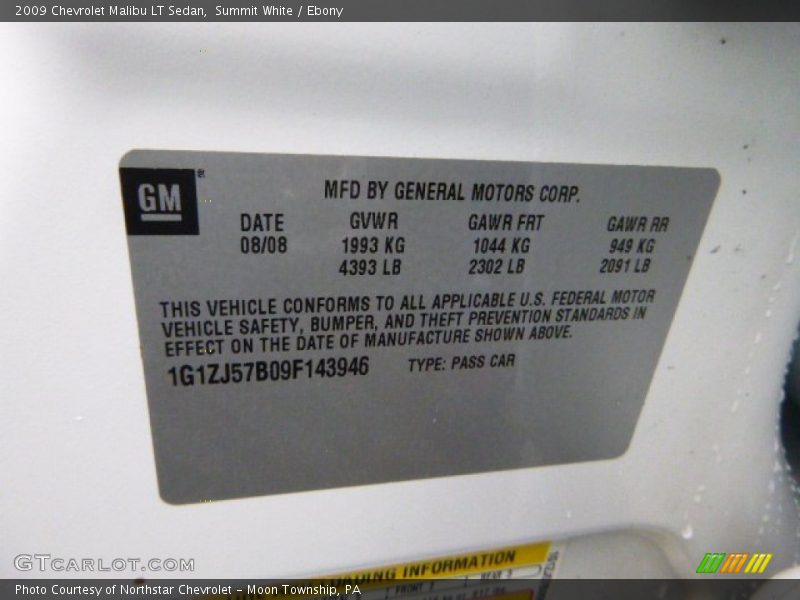 Summit White / Ebony 2009 Chevrolet Malibu LT Sedan