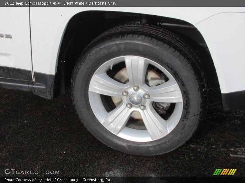 Bright White / Dark Slate Gray 2012 Jeep Compass Sport 4x4