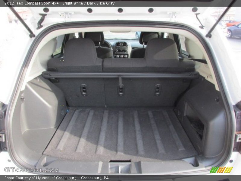 Bright White / Dark Slate Gray 2012 Jeep Compass Sport 4x4