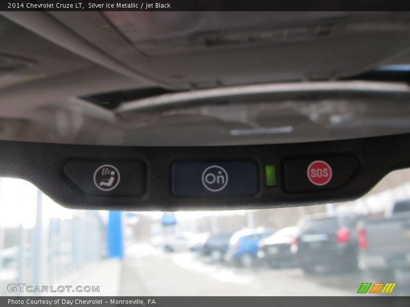 Silver Ice Metallic / Jet Black 2014 Chevrolet Cruze LT