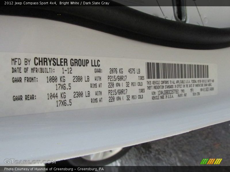 Bright White / Dark Slate Gray 2012 Jeep Compass Sport 4x4