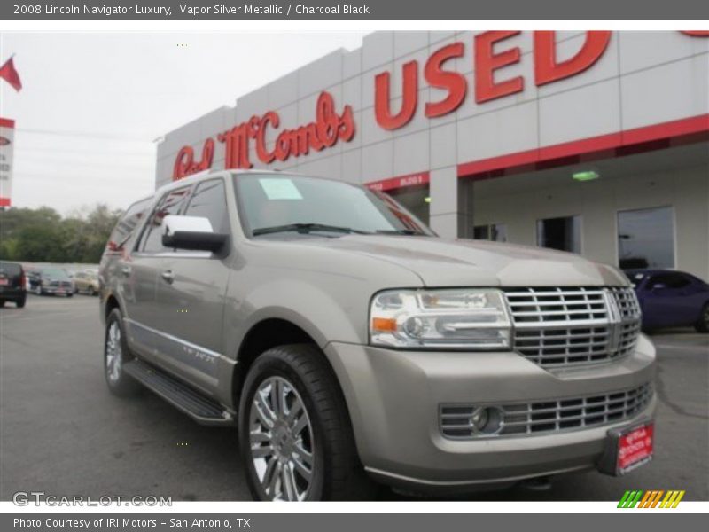 Vapor Silver Metallic / Charcoal Black 2008 Lincoln Navigator Luxury