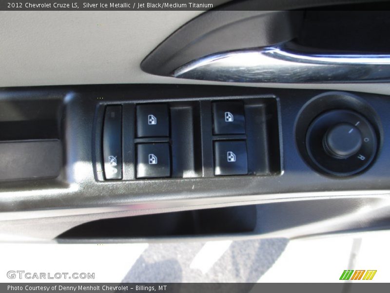 Silver Ice Metallic / Jet Black/Medium Titanium 2012 Chevrolet Cruze LS