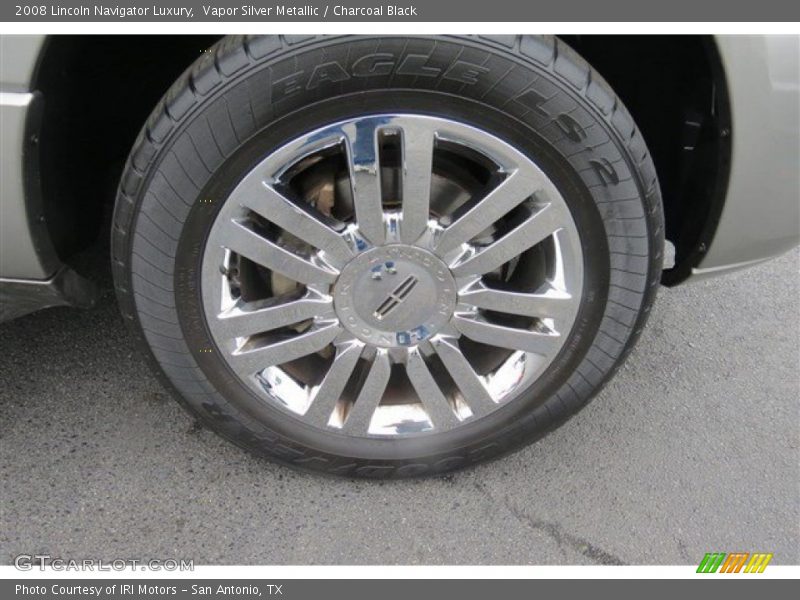 Vapor Silver Metallic / Charcoal Black 2008 Lincoln Navigator Luxury