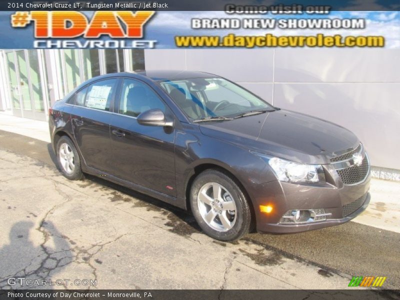 Tungsten Metallic / Jet Black 2014 Chevrolet Cruze LT