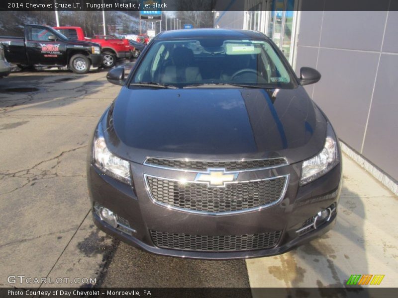 Tungsten Metallic / Jet Black 2014 Chevrolet Cruze LT