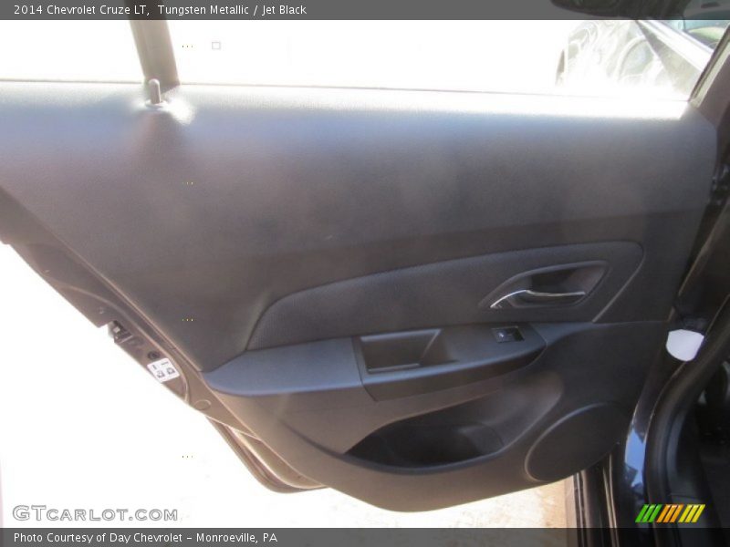 Tungsten Metallic / Jet Black 2014 Chevrolet Cruze LT