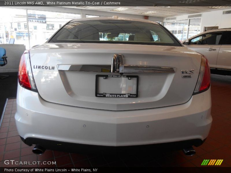 White Platinum Metallic Tri-Coat / Cashmere 2011 Lincoln MKS AWD