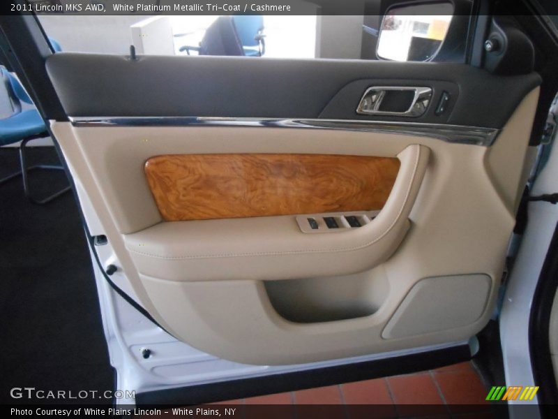 White Platinum Metallic Tri-Coat / Cashmere 2011 Lincoln MKS AWD