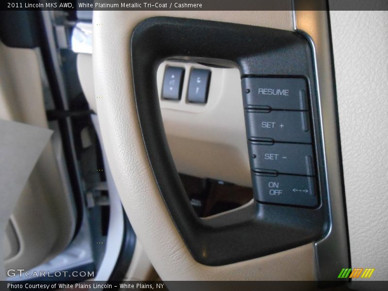White Platinum Metallic Tri-Coat / Cashmere 2011 Lincoln MKS AWD