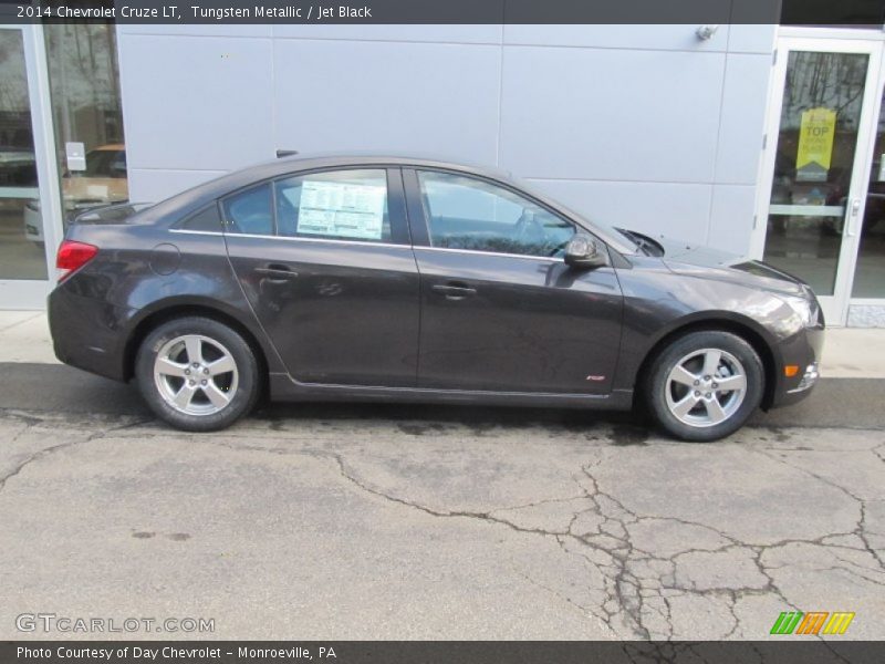 Tungsten Metallic / Jet Black 2014 Chevrolet Cruze LT