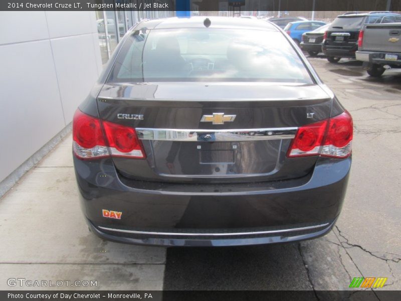 Tungsten Metallic / Jet Black 2014 Chevrolet Cruze LT