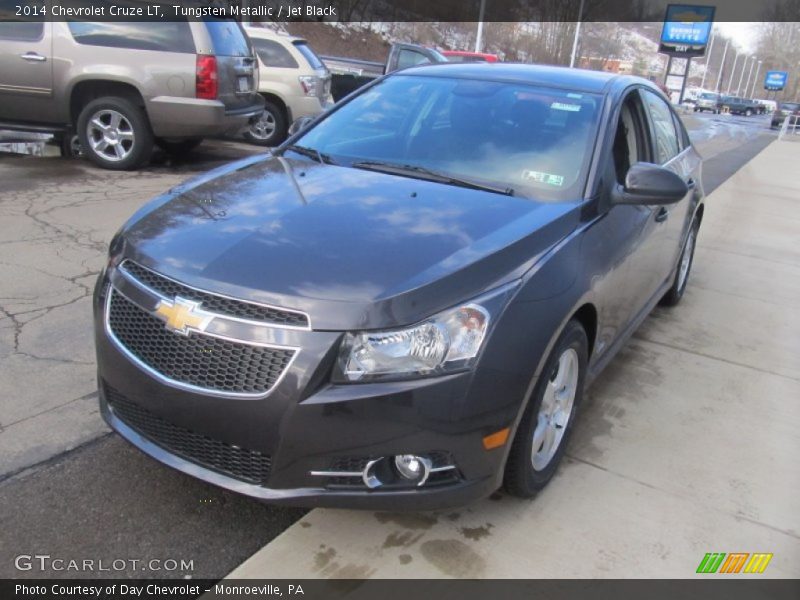 Tungsten Metallic / Jet Black 2014 Chevrolet Cruze LT