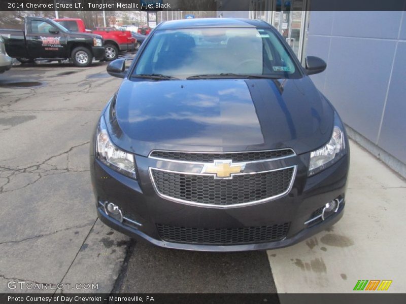 Tungsten Metallic / Jet Black 2014 Chevrolet Cruze LT