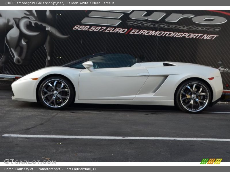 Balloon White / Nero Perseus 2007 Lamborghini Gallardo Spyder