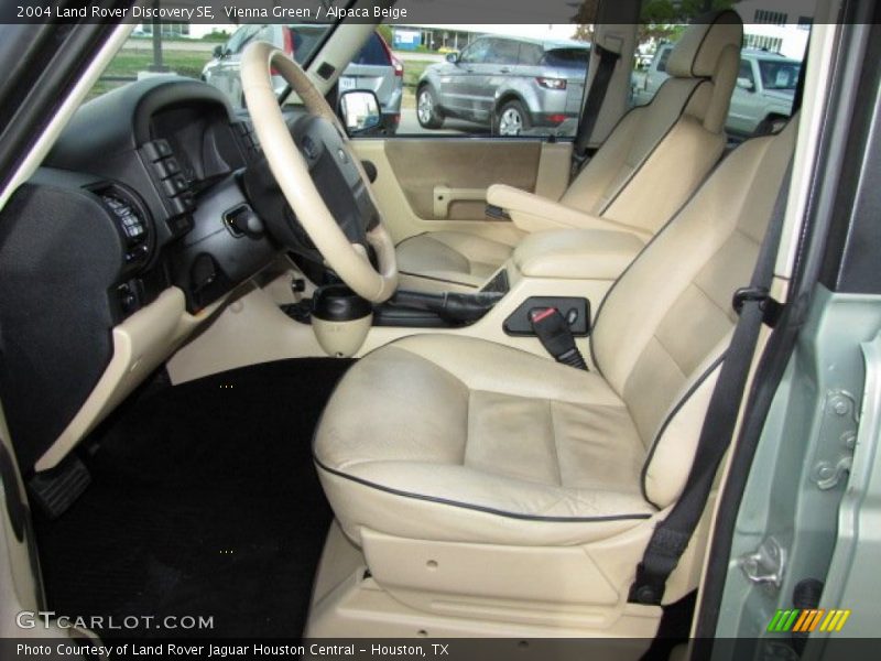 Front Seat of 2004 Discovery SE