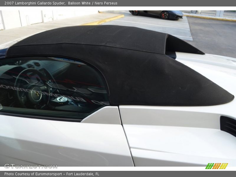 Balloon White / Nero Perseus 2007 Lamborghini Gallardo Spyder
