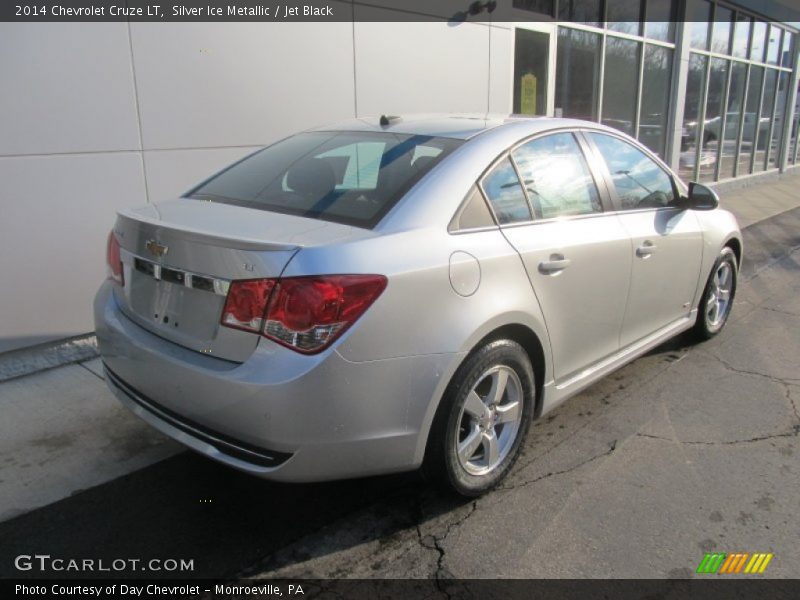 Silver Ice Metallic / Jet Black 2014 Chevrolet Cruze LT