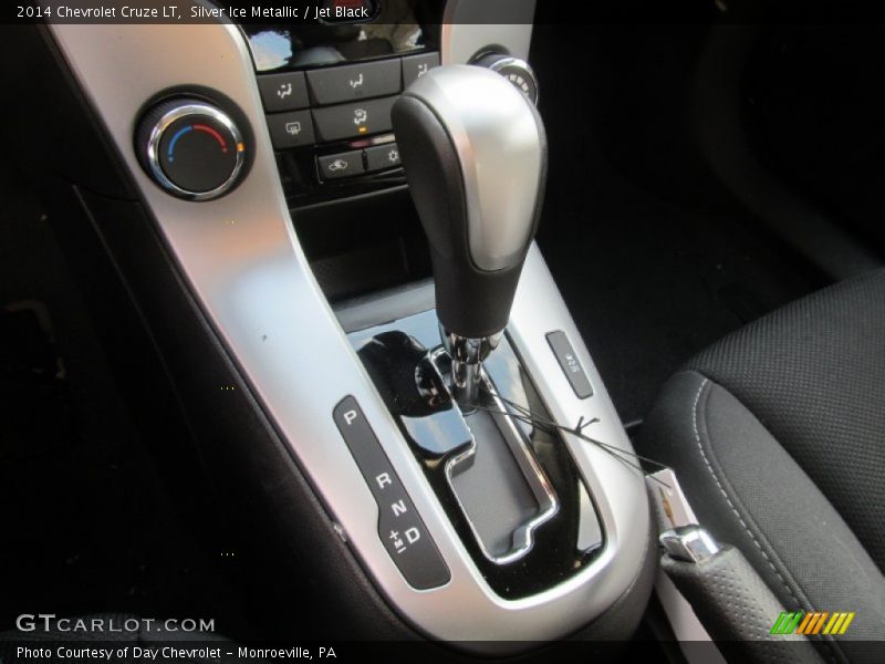 Silver Ice Metallic / Jet Black 2014 Chevrolet Cruze LT