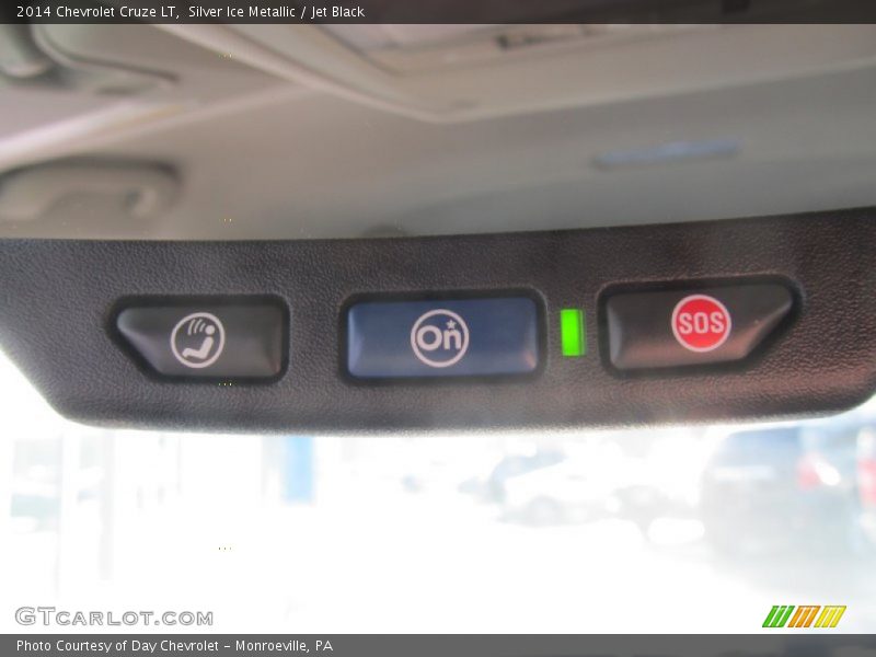 Silver Ice Metallic / Jet Black 2014 Chevrolet Cruze LT