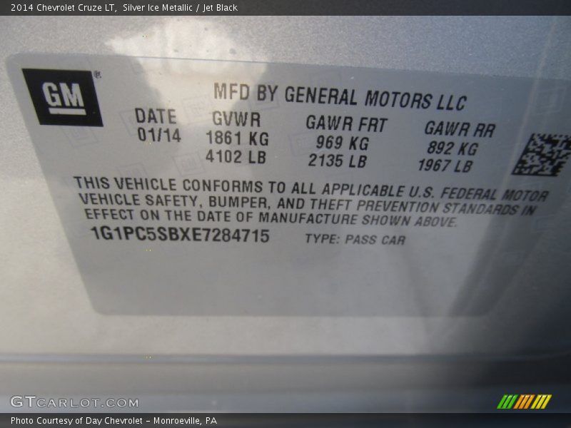 Silver Ice Metallic / Jet Black 2014 Chevrolet Cruze LT