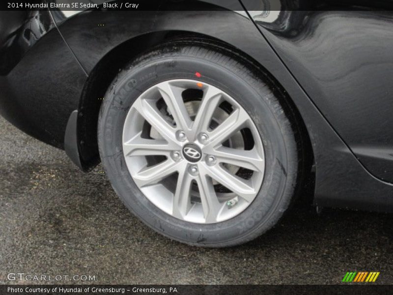Black / Gray 2014 Hyundai Elantra SE Sedan