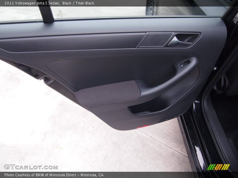 Black / Titan Black 2011 Volkswagen Jetta S Sedan
