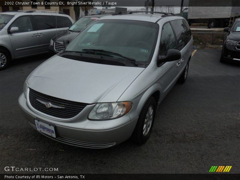 Bright Silver Metallic / Taupe 2002 Chrysler Town & Country EX