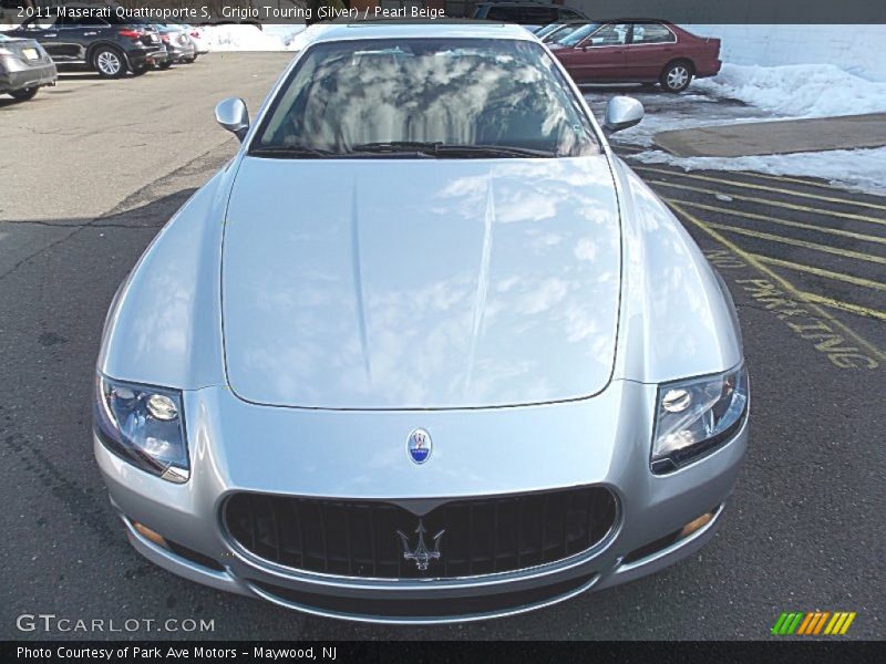 Grigio Touring (Silver) / Pearl Beige 2011 Maserati Quattroporte S