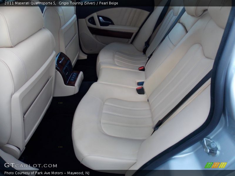 Rear Seat of 2011 Quattroporte S