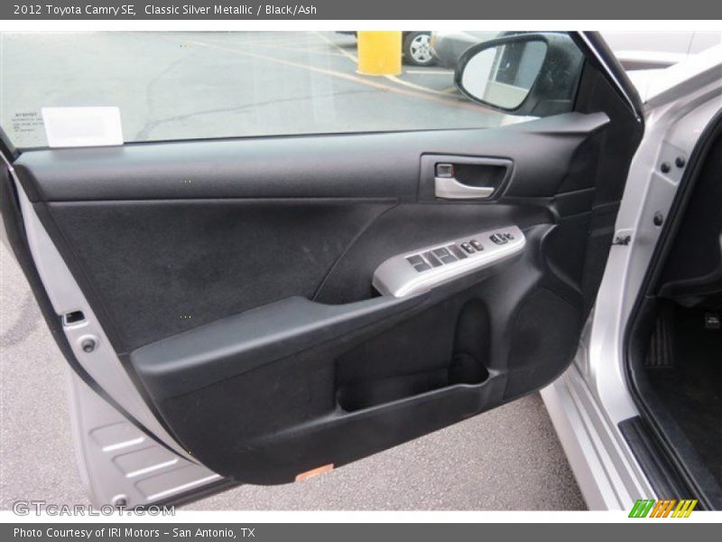 Classic Silver Metallic / Black/Ash 2012 Toyota Camry SE