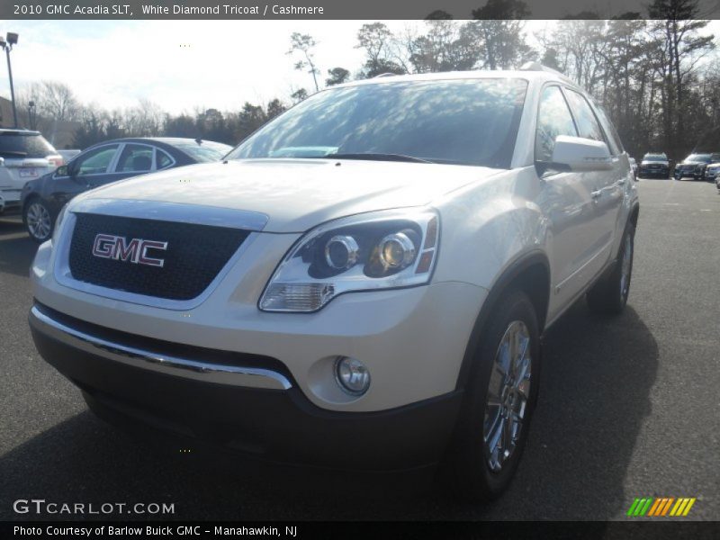 White Diamond Tricoat / Cashmere 2010 GMC Acadia SLT