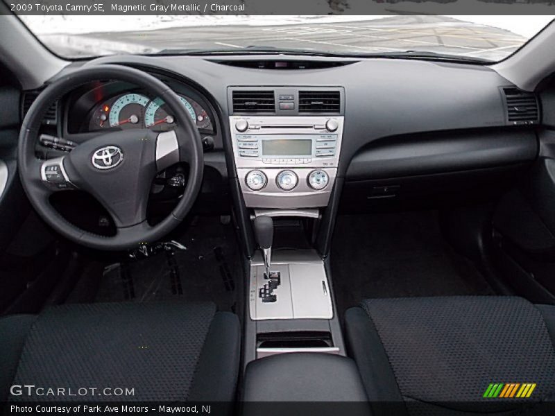 Magnetic Gray Metallic / Charcoal 2009 Toyota Camry SE