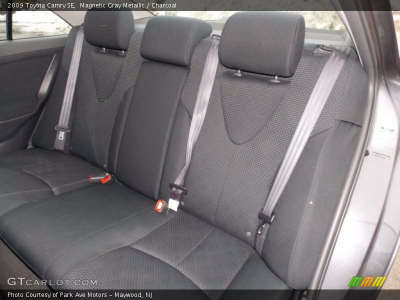 Magnetic Gray Metallic / Charcoal 2009 Toyota Camry SE