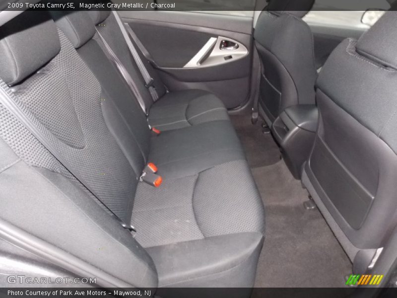 Magnetic Gray Metallic / Charcoal 2009 Toyota Camry SE