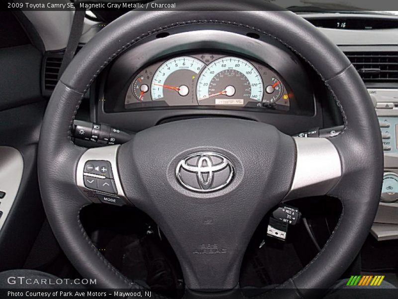 Magnetic Gray Metallic / Charcoal 2009 Toyota Camry SE
