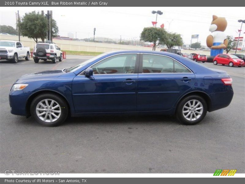 Blue Ribbon Metallic / Ash Gray 2010 Toyota Camry XLE