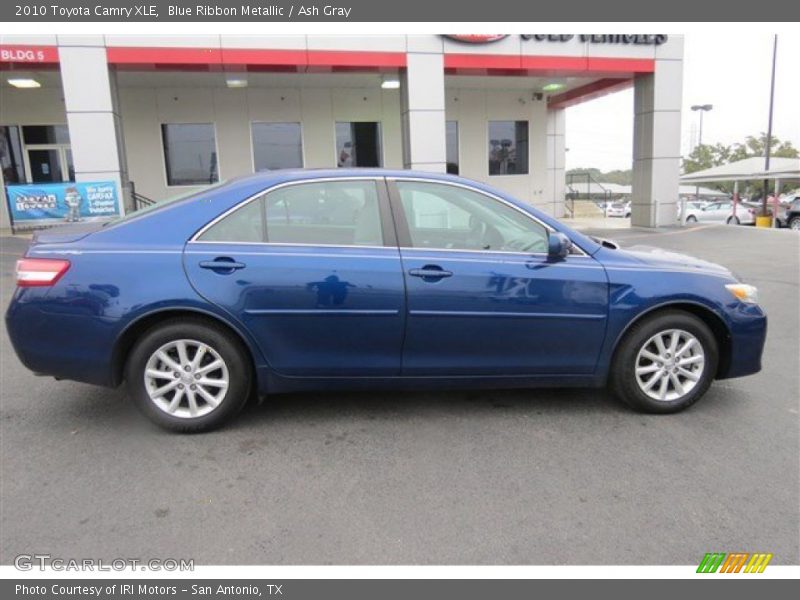 Blue Ribbon Metallic / Ash Gray 2010 Toyota Camry XLE