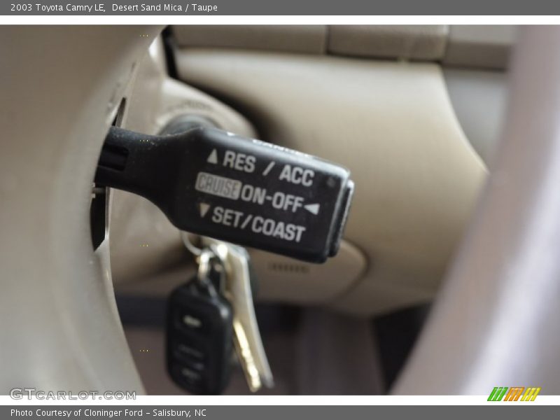 Desert Sand Mica / Taupe 2003 Toyota Camry LE