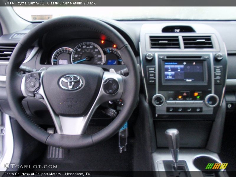 Classic Silver Metallic / Black 2014 Toyota Camry SE