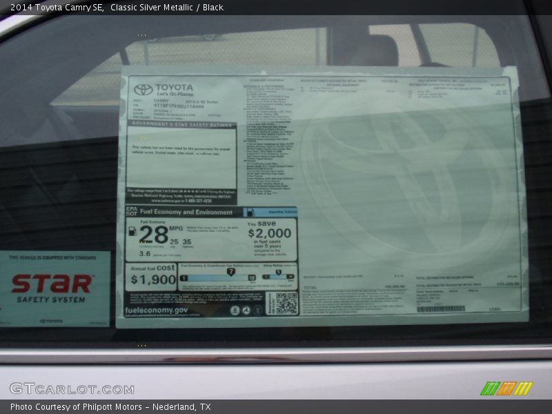Classic Silver Metallic / Black 2014 Toyota Camry SE