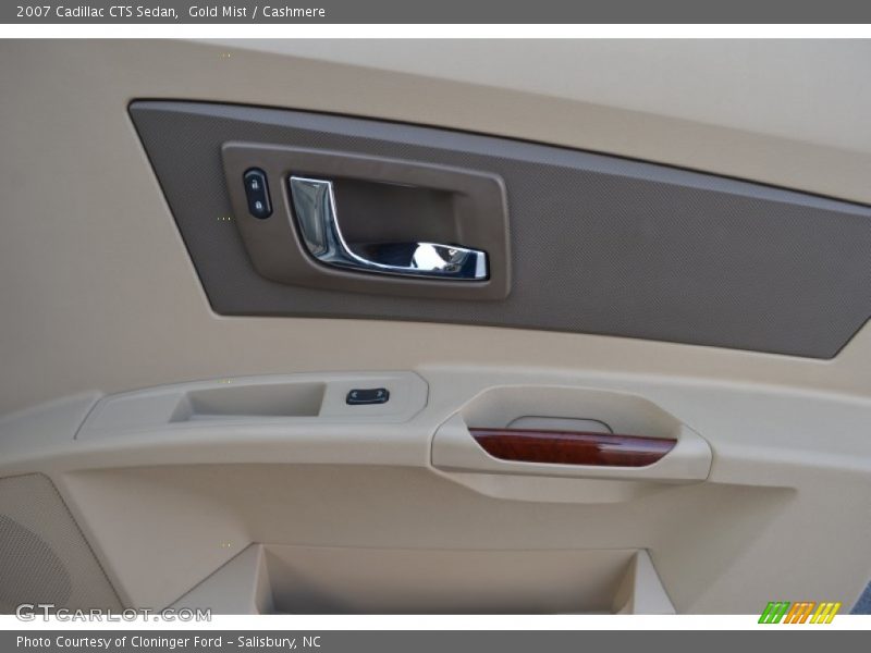 Gold Mist / Cashmere 2007 Cadillac CTS Sedan