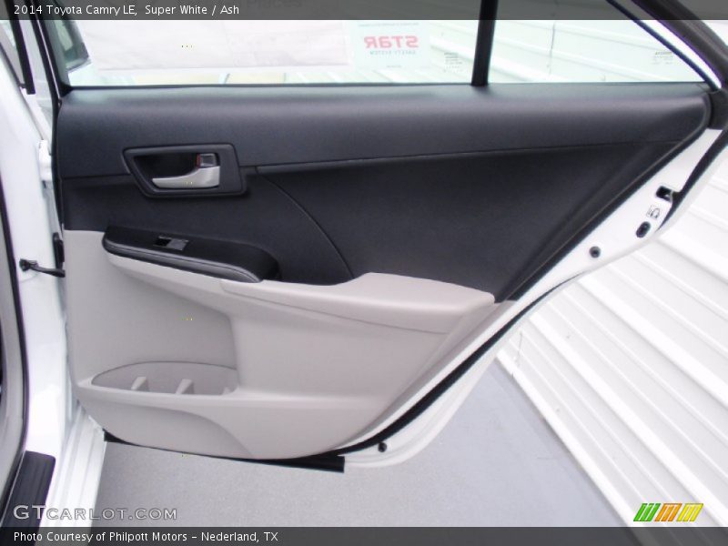 Super White / Ash 2014 Toyota Camry LE