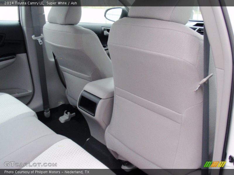 Super White / Ash 2014 Toyota Camry LE