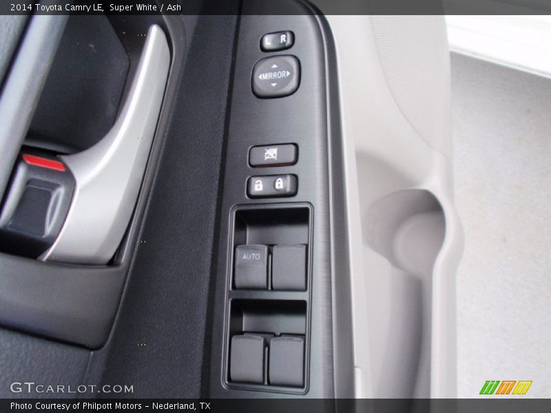 Super White / Ash 2014 Toyota Camry LE